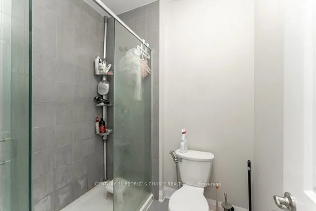 Additional image 34 of 681 Thomas Slee Dr