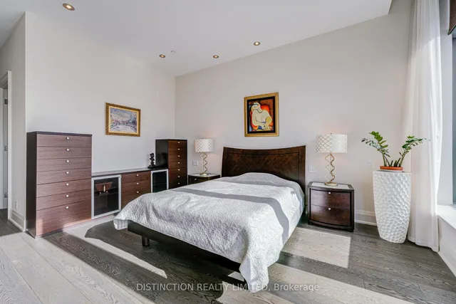 Additional image 32 of 77 Charles St Unit 1603