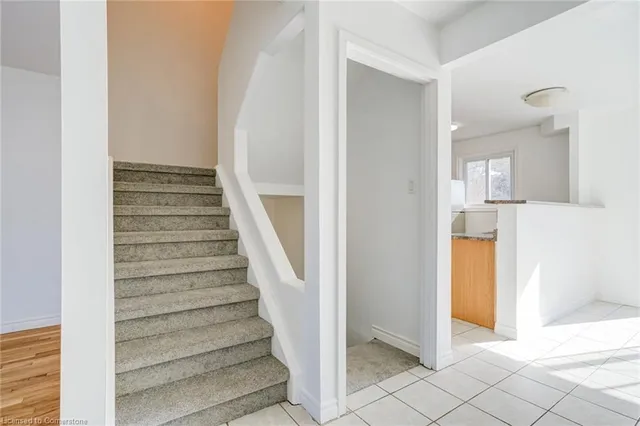 Additional image 20 of 28 Arbutus Cres