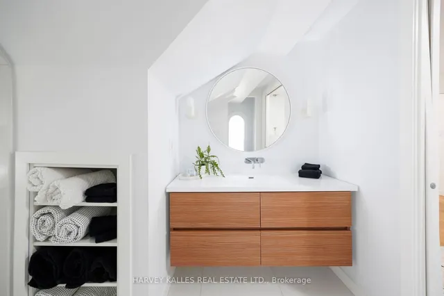 Additional image 42 of 62 McGee St