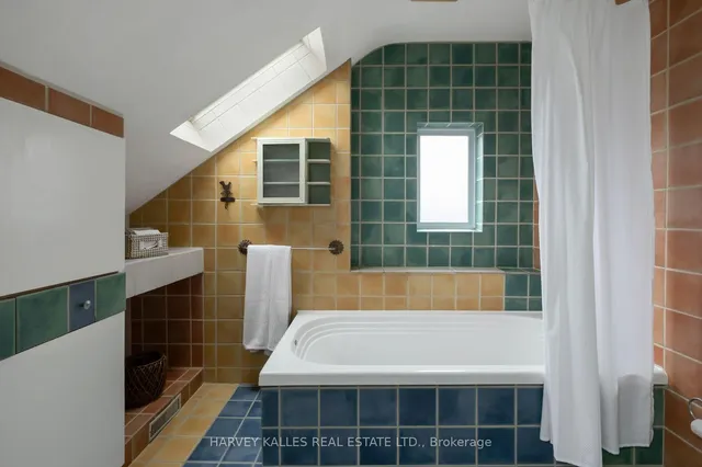 Additional image 6 of 296 Glen Rd