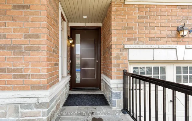 Additional image 3 of 4 Buttonwood Rd