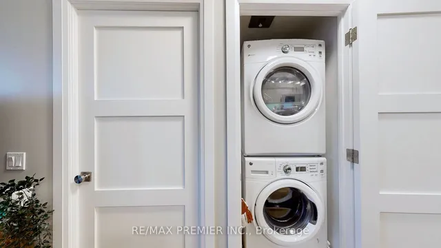 Additional image 26 of 10 Park Lawn Rd Unit 404