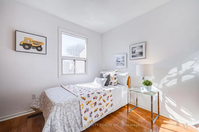 Additional image 10 of 275 Broadview Ave Unit 151