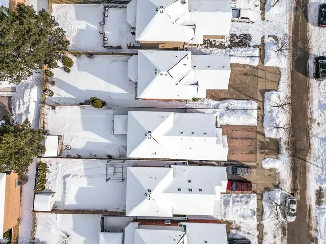 Additional image 11 of 369 Macintosh Dr