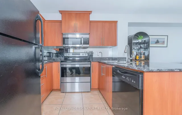 Additional image 24 of 6 Rosebank Dr Unit 10H