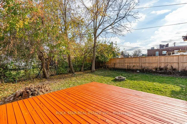 Additional image 29 of 937 Garth St