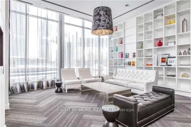 Additional image 34 of 88 Park Lawn Rd Unit 2605