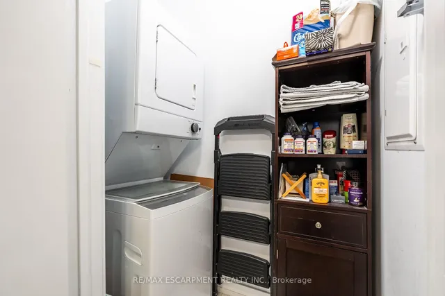 Additional image 25 of 4040 UPPER MIDDLE Rd Unit 102