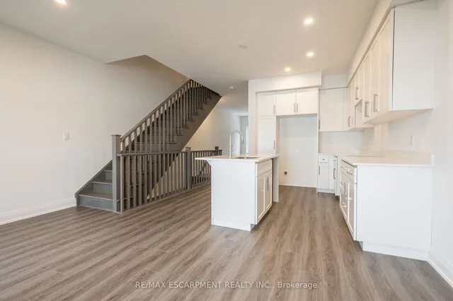 Additional image 24 of 16 CLEAR VALLEY Lane