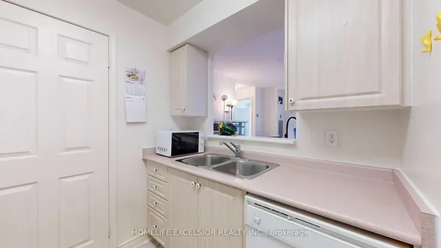 Additional image 20 of 5039 Finch Ave Unit 708