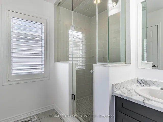 Additional image 25 of 13 Quasar St