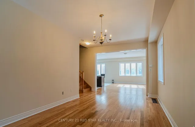 Additional image 37 of 34 Icon St