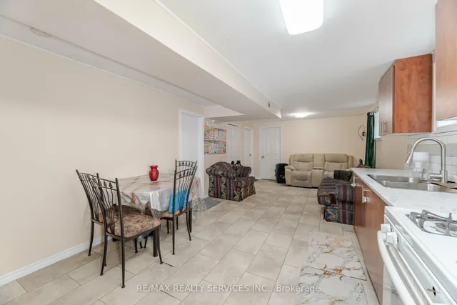 Additional image 30 of 3779 Keenan Cres