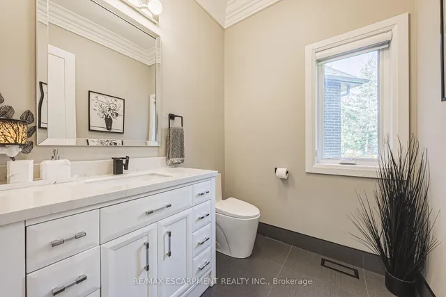 Additional image 45 of 8378 Chippewa Rd