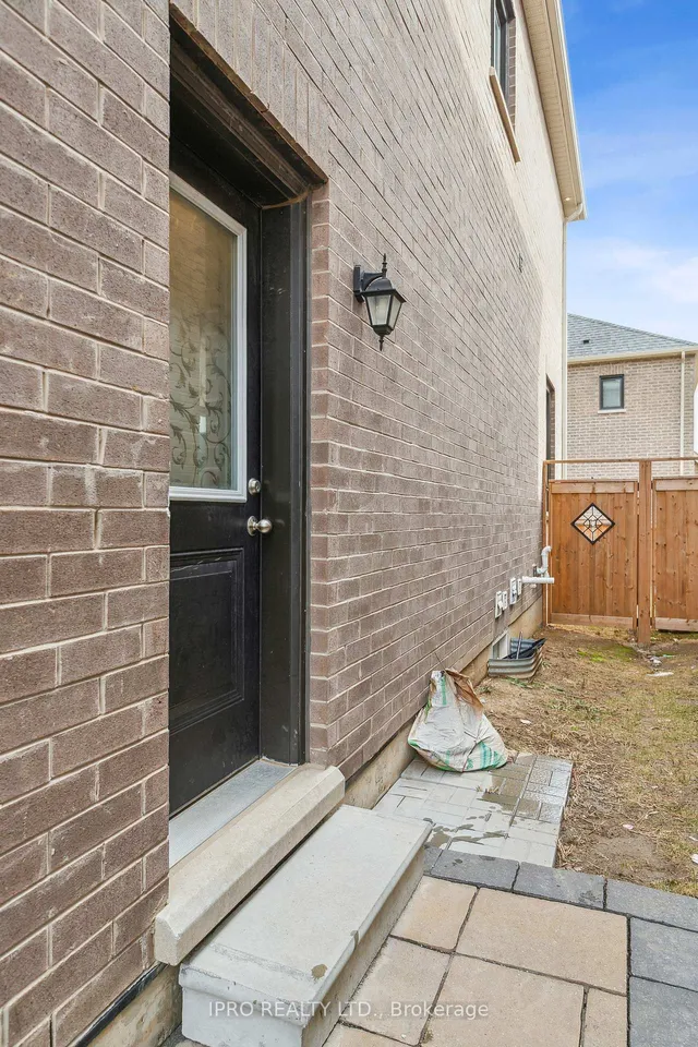 Additional image 39 of 1187 Raspberry Terr