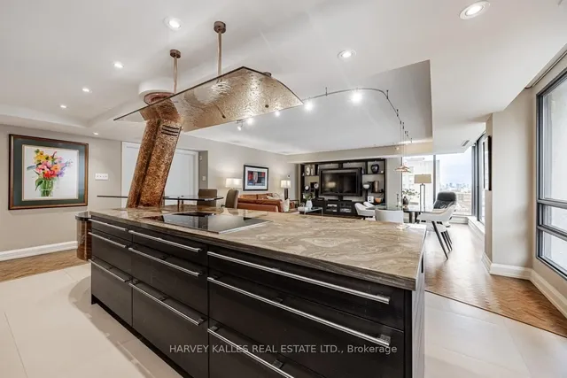 Additional image 2 of 447 Walmer Rd Unit PH09