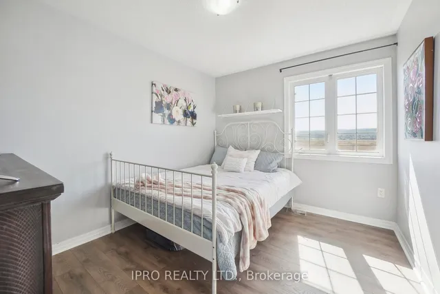 Additional image 18 of 49 Monza Dr