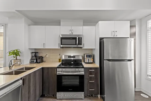 Additional image 16 of 84 Tisdale Ave