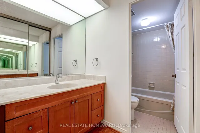 Additional image 21 of 280 Simcoe St Unit 507A