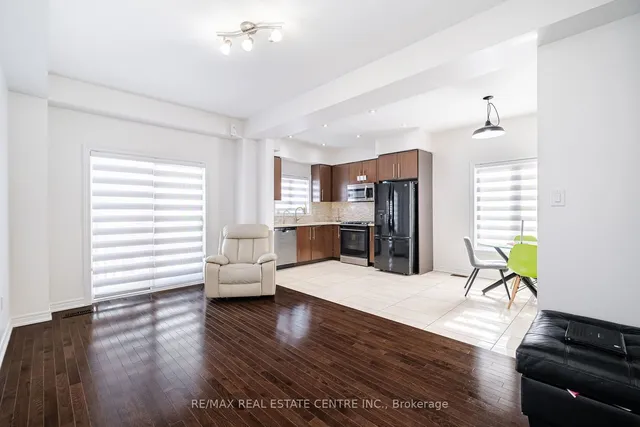 Additional image 10 of 136 Westbank Tr