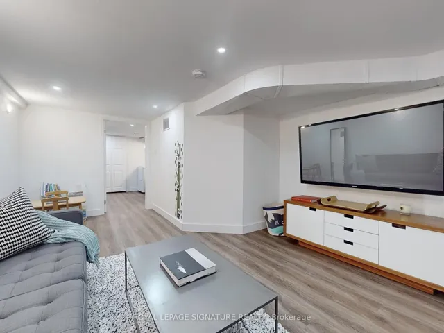 Additional image 26 of 18 Salem Ave