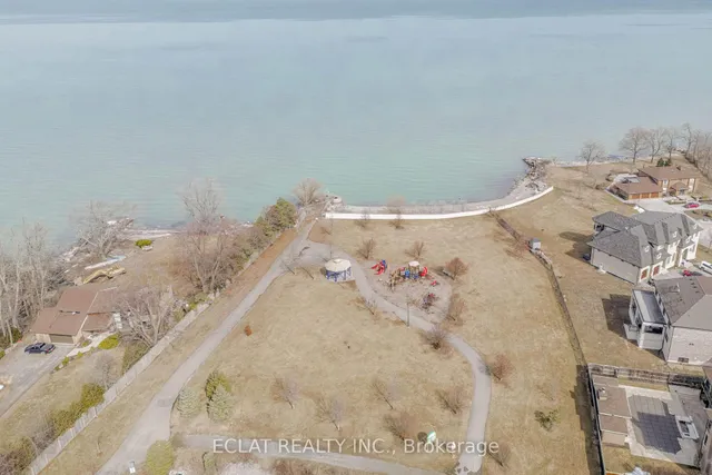 Additional image 49 of 32 Nanaimo Cres