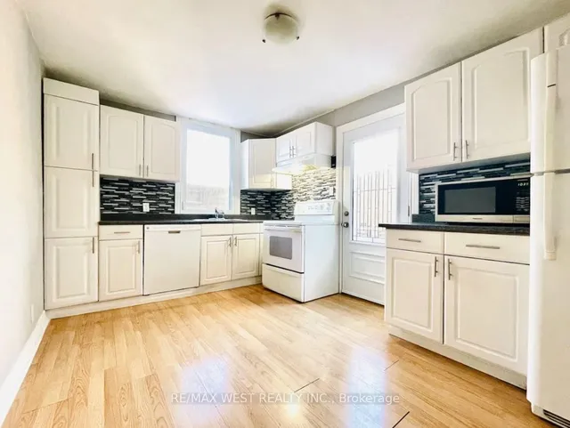 Additional image 6 of 18 Brock Ave