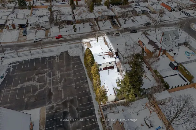 Additional image 34 of 105 Lilacside Dr