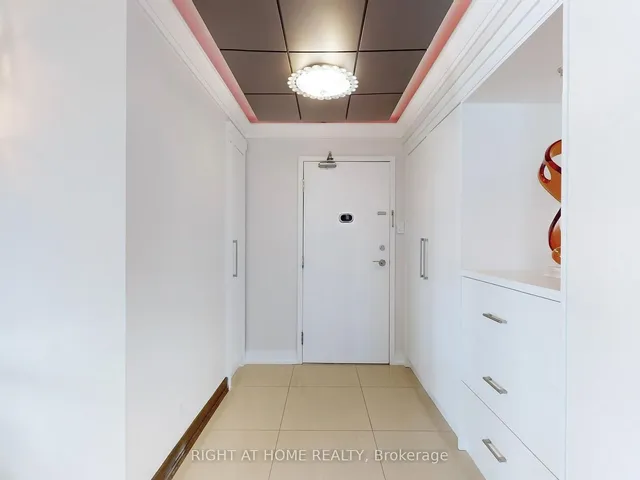 Additional image 9 of 77 Harbour Sq Unit 3408