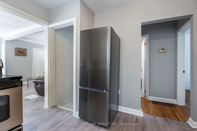 Additional image 12 of 276 BOWMAN St