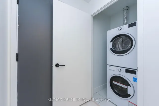 Additional image 12 of 308 Jarvis St Unit 914