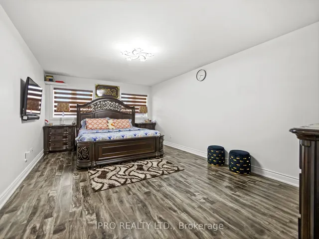 Additional image 25 of 346 Landsborough Ave