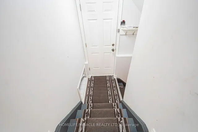 Additional image 31 of 11 Redtail Cres