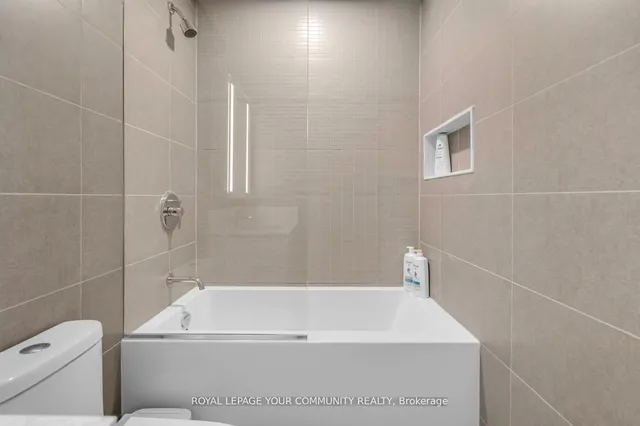 Additional image 15 of 270 Dufferin St Unit 1106