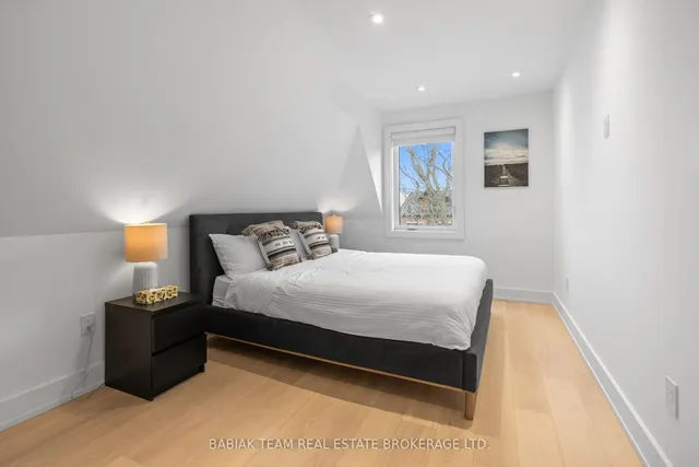 Additional image 23 of 37 Boustead Ave