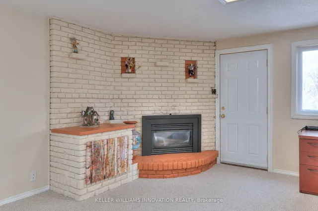 Additional image 36 of 222 Ross Ave