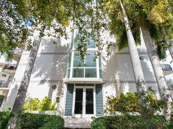 954 SW 36th Ct APT 501, Miami, FL 33135