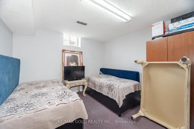 Additional image 44 of 96 Wildberry Cres