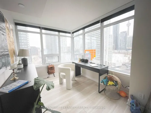 Additional image 4 of 17 Bathurst St Unit 1010