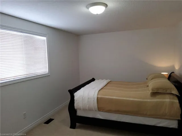 Additional image 18 of 18 Rideau Cres