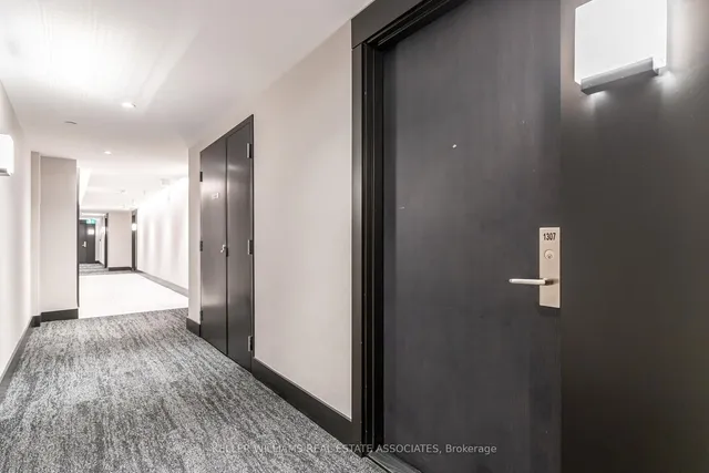 Additional image 4 of 55 Duke St Unit 1307