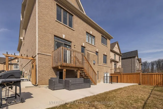 Additional image 48 of 28 Ezra Cres