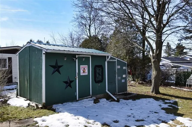 Additional image 29 of 133 Maple Cres