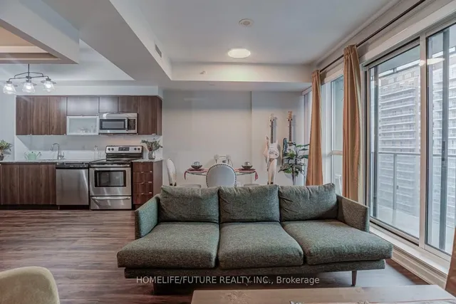 Additional image 14 of 150 East Liberty St Unit 1605