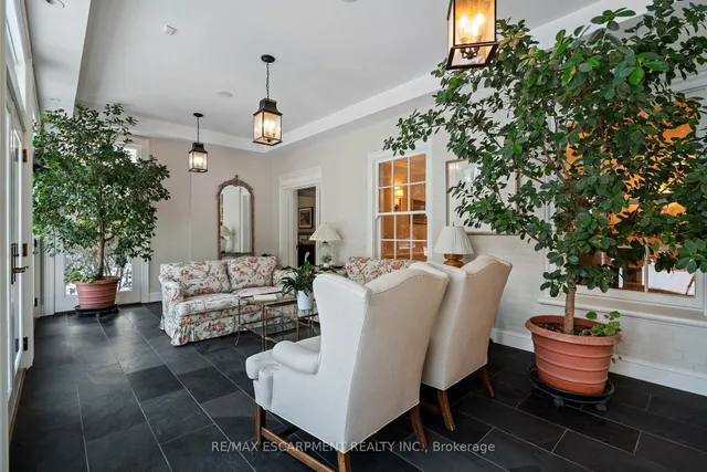 Additional image 27 of 5 Mayfair Pl