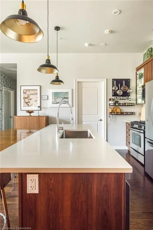 Additional image 10 of 50 Murray St Unit 201