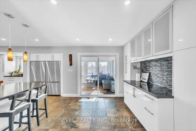 Additional image 10 of 13 Ellen St