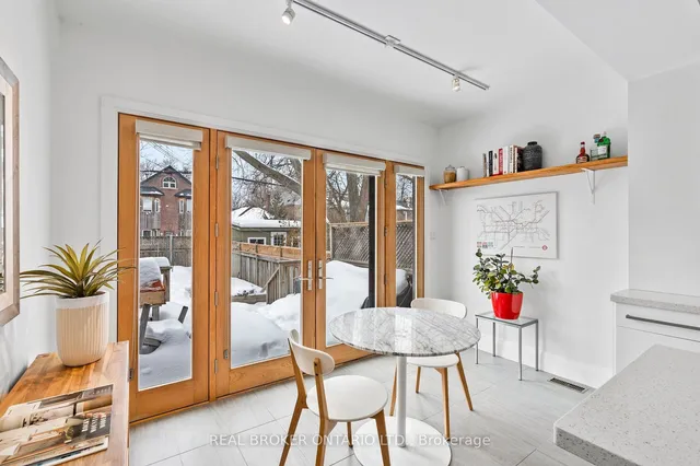 Additional image 3 of 32 Monarch Park Ave