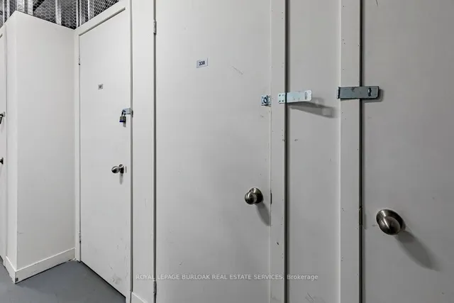 Additional image 38 of 2093 Fairview St Unit 902